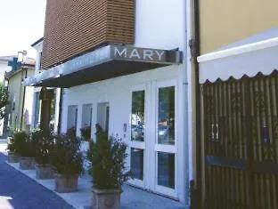 Mary Hotel